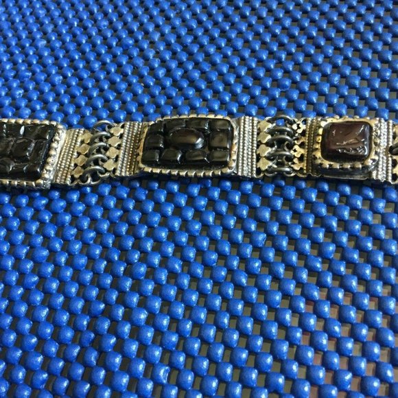 Vintage!  Denaive~Silver Metal w/Black Stones Link Belt~28\